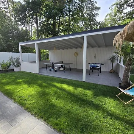 بيت للعطل Comfortable With Terraces بوبيروفو